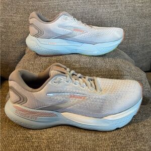 Brooks Glycerin 21 Women's Athletic Shoes - Light Gray and Coral Size 9.5